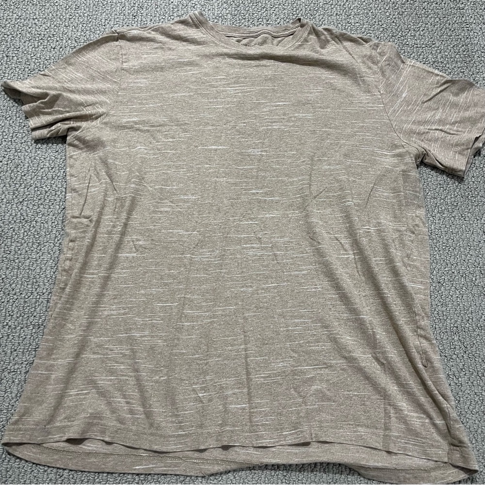Banana Republic beige tshirt, size XL, good condition